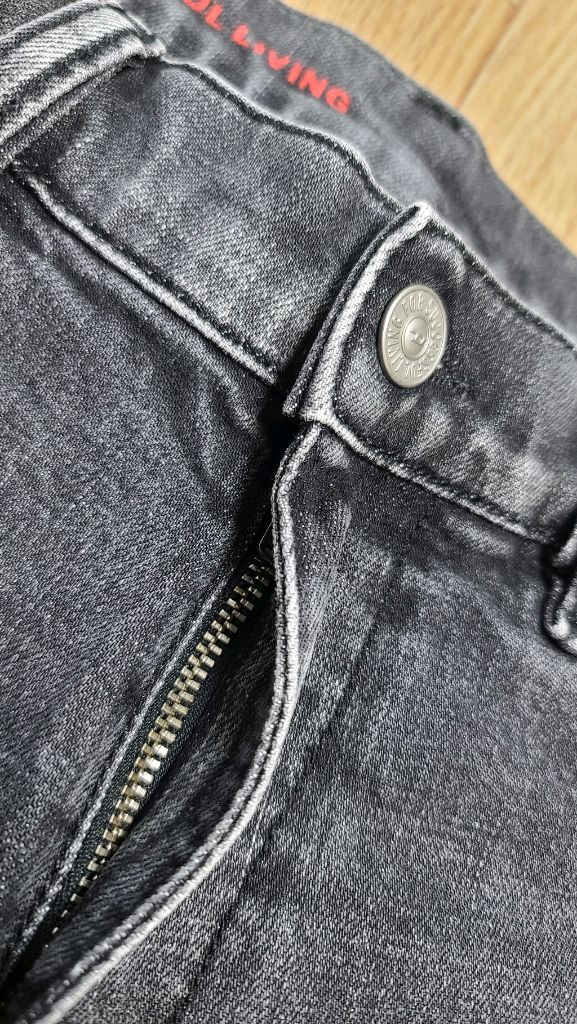 정품 디젤 테이퍼드 슬림 그레이진 청바지 31 이미지