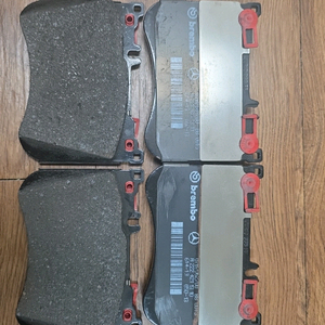 W222 브레이크 패드 이미지