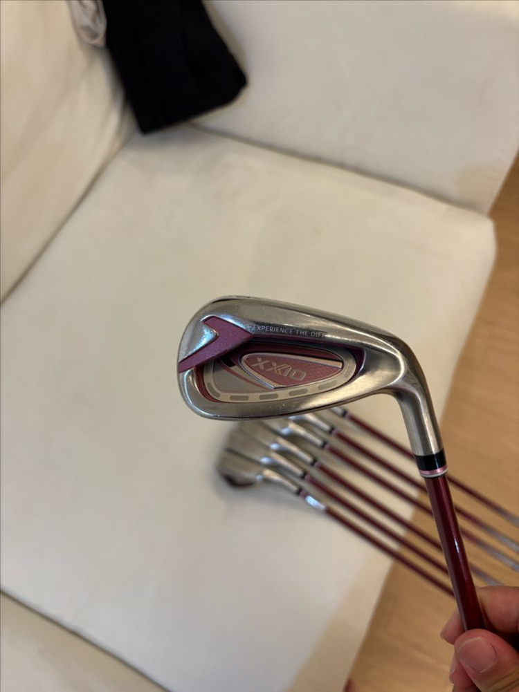 젝시오 1200k 여성용 골프채 풀세트 팝니다. 이미지