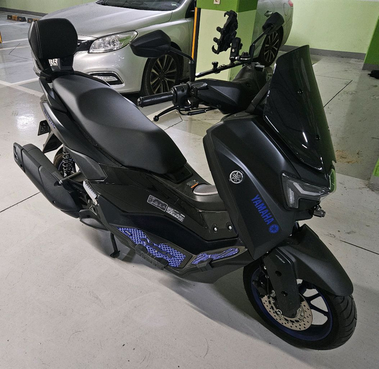 (대구)25년식 야마하 nmax 125cc 1900km대 팝니다 이미지