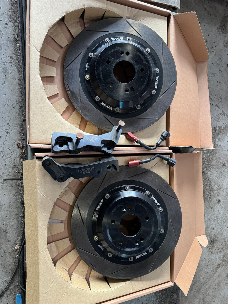 네오테크 EVO 4P 브레이크 +리어 디스크로터 확장 킷 (기아 KA4 카니발 가솔린 및 디젤 용) 이미지