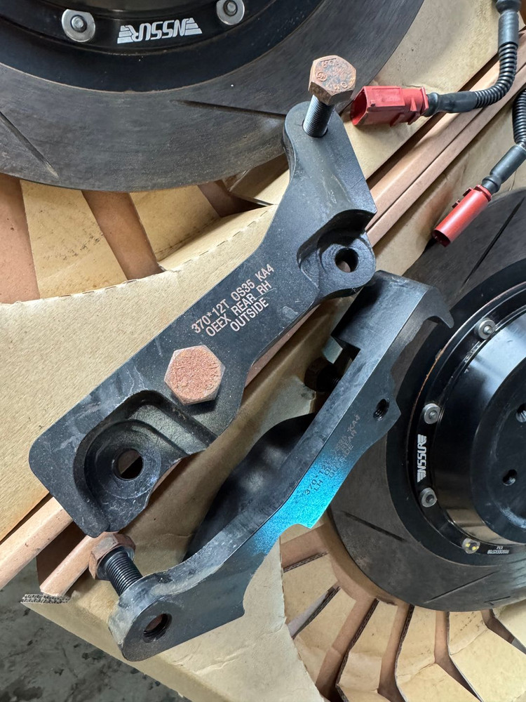 네오테크 EVO 4P 브레이크 +리어 디스크로터 확장 킷 (기아 KA4 카니발 가솔린 및 디젤 용) 이미지