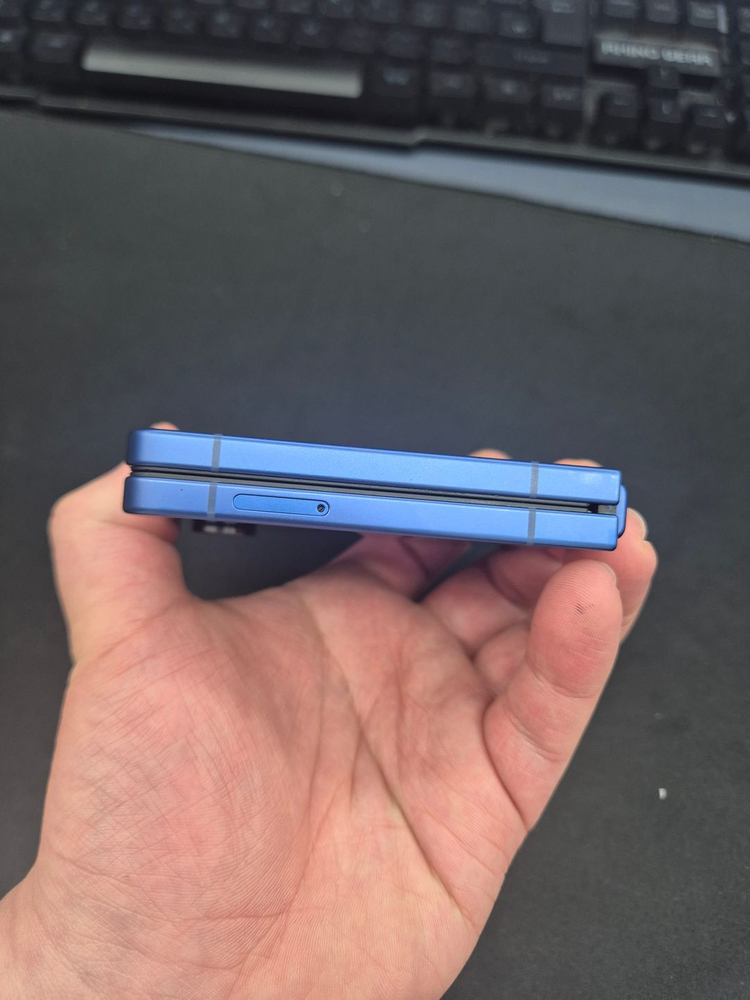 갤럭시 Z플립7 네이비 512G 이미지