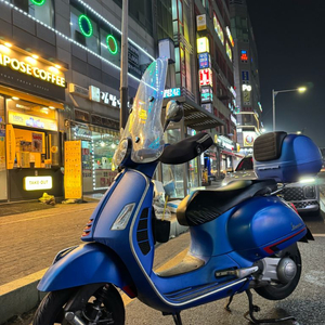 가격 인하 베스파 gts300 슈퍼테크 스포츠 맷블루 판매합니다. 이미지