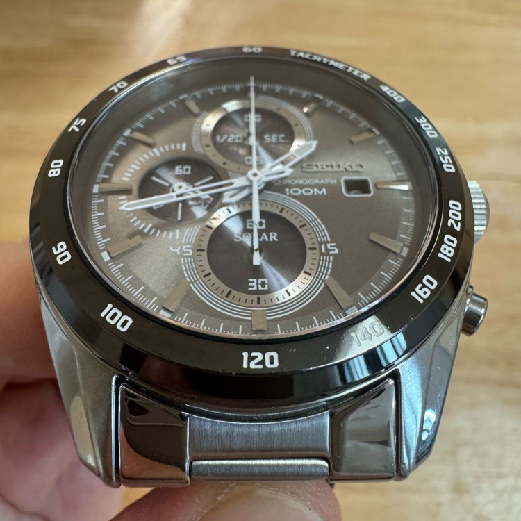 세이코 [SEIKO] 풀메탈 솔라 크로노그래프 손목시계 (S급) 이미지