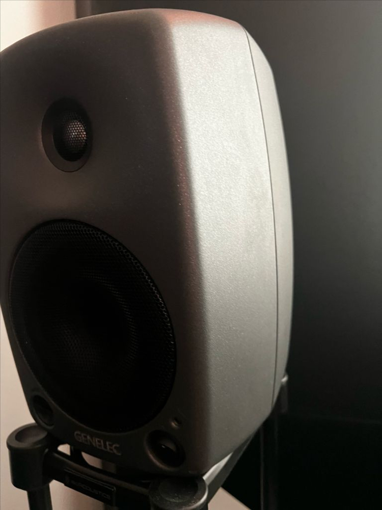 제네렉 8030b 1조 이미지