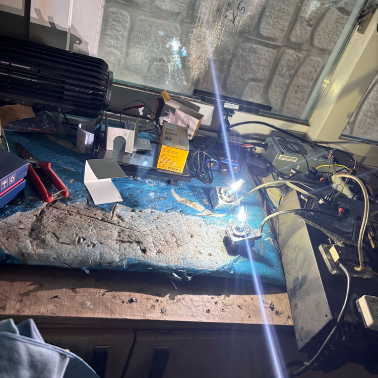 차량 배터리 충전 220v 12v 167 암페어 인버터 파워서플라이 이미지