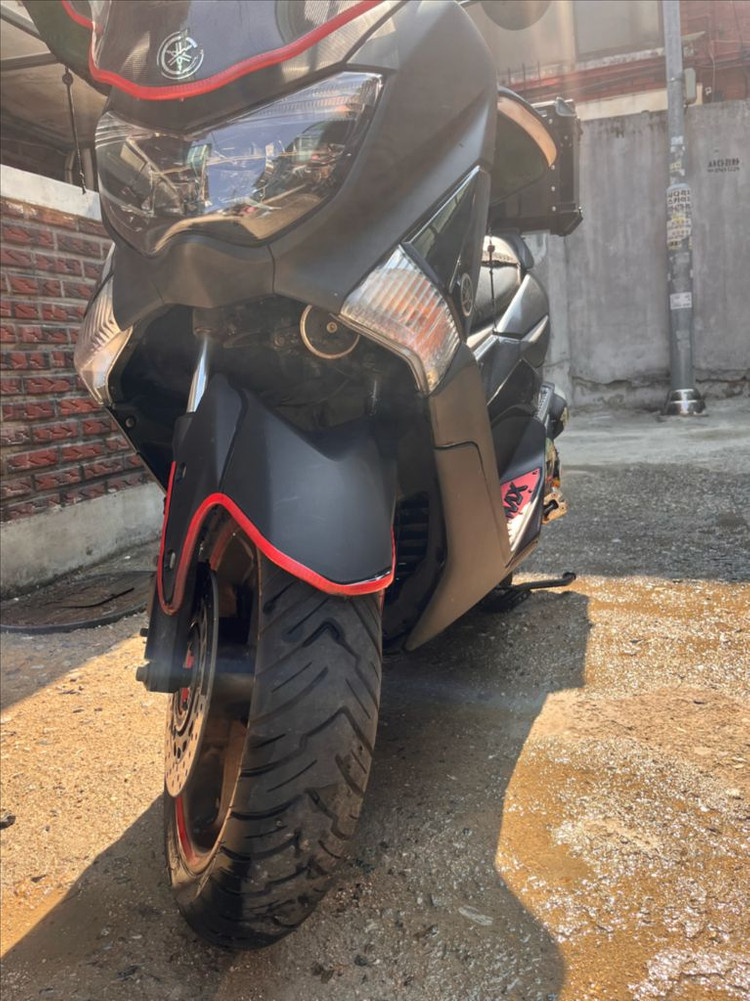 오토바이 nmax125 이미지