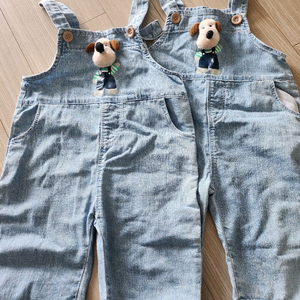 쌍둥이 멜빵바지 이미지