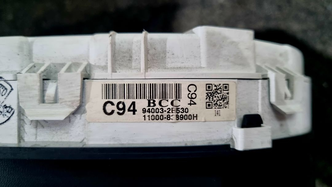 싼타페cm 2.2 디젤 계기판 팝니다 품번 94003-2B530 이미지