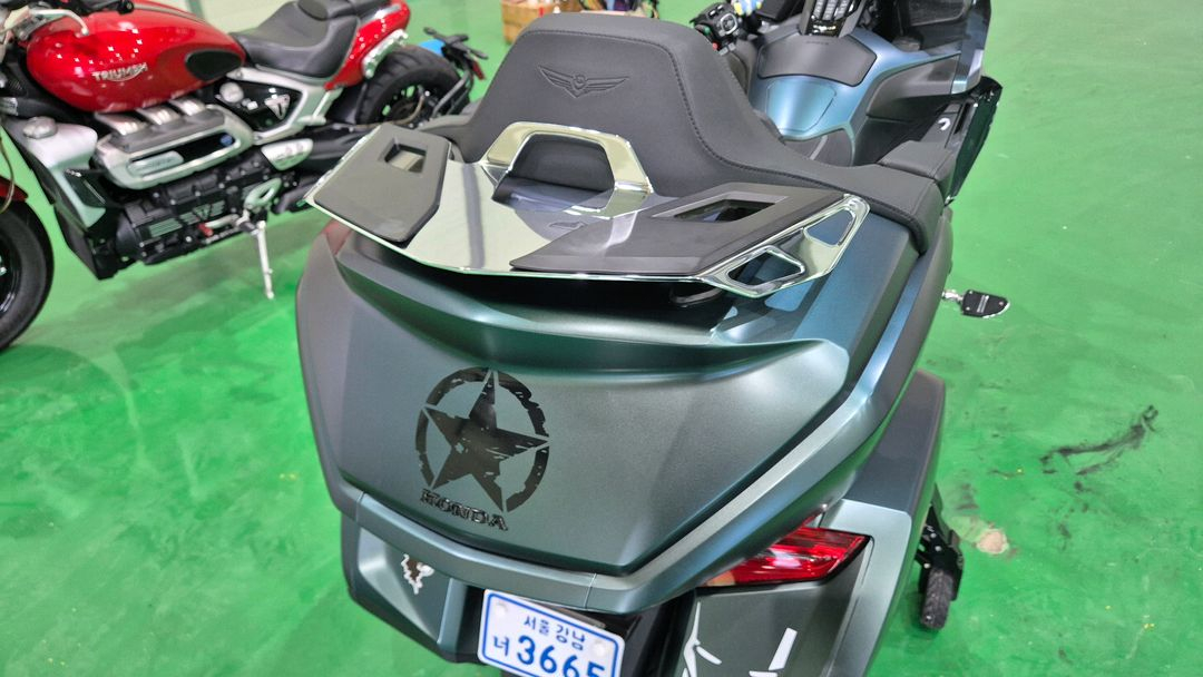 2025년식 골드윙 GL-1800 이미지