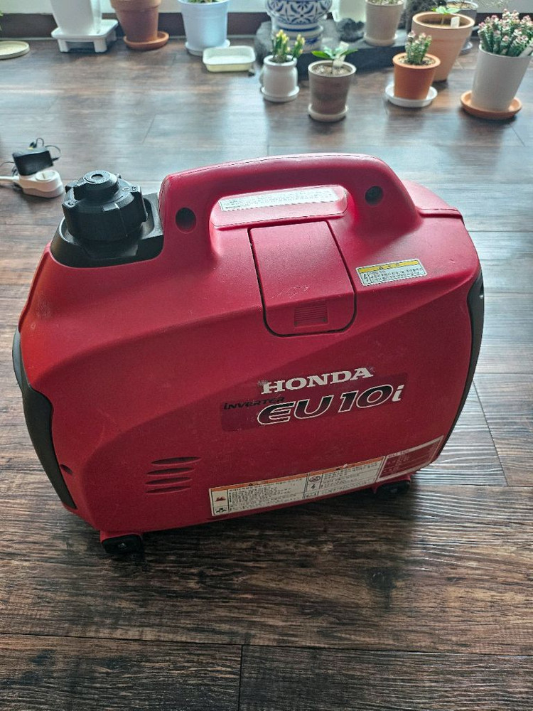 혼다 발전기 인버터 eu10i 팝니다 이미지
