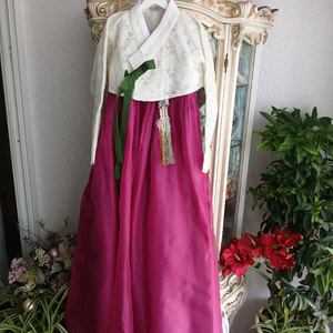 여성 한복 세트입니다 55~날씬 이미지