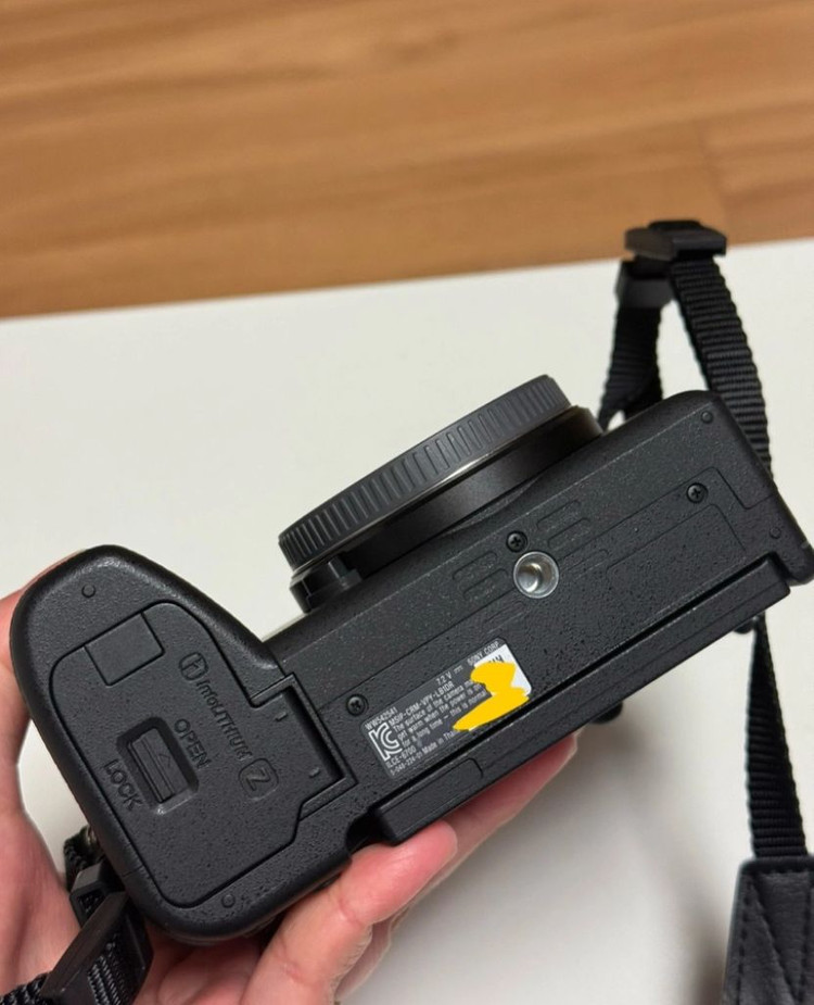 소니 a6700 바디 이미지