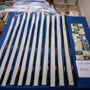 다이와 천봉 소우누리 8척ㅡ18척 11대 전세트 보증서 마개 천집 신품급 내림중층 낚시대 이미지