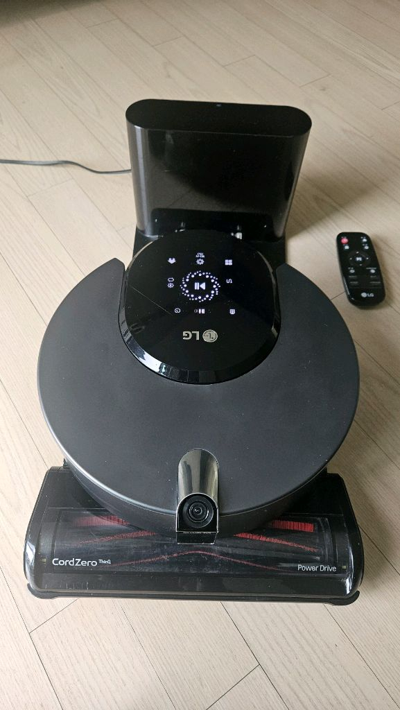 LG코드제로R9 로봇청소기 이미지
