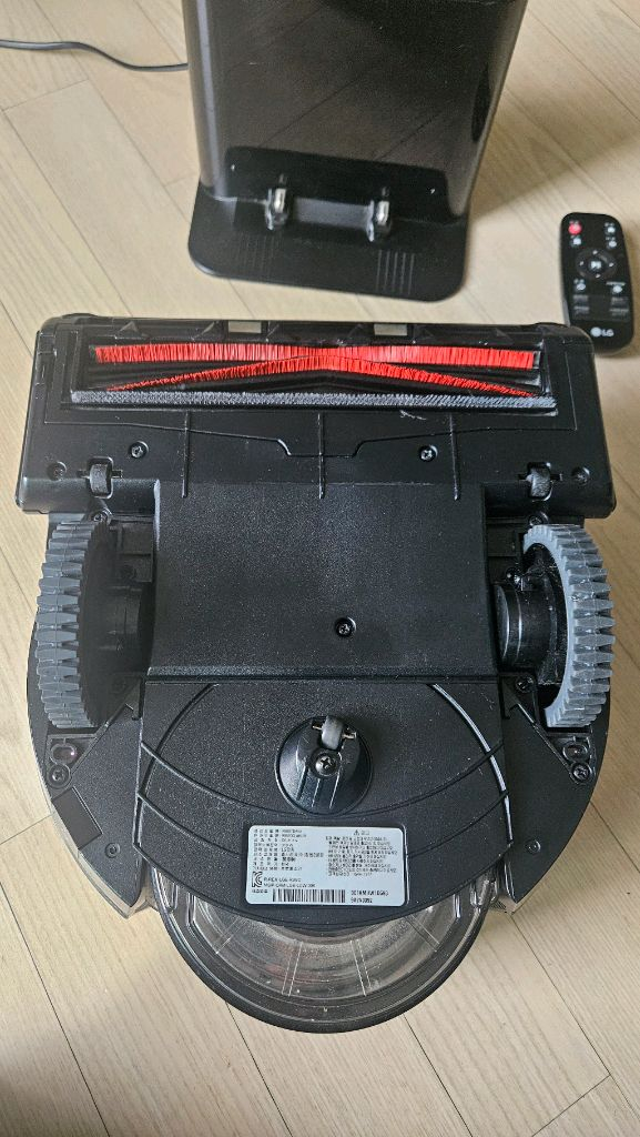 LG코드제로R9 로봇청소기 이미지