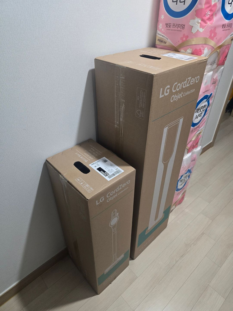 LG 코드제로 A9S 무선청소기 + 오브제컬렉션 세트 (920BWE BKOR) 박스 미개봉 신제품 이미지