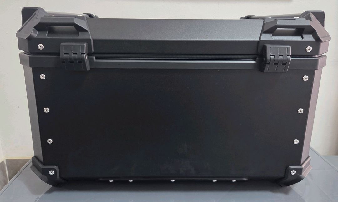 새상품급 알루미늄 탑박스 85L 팝니다. 이미지