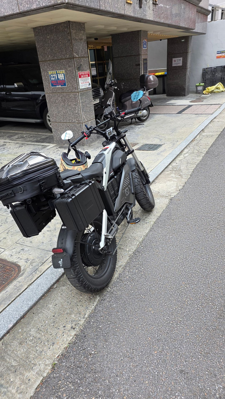 자토바이 전기자전거 세그웨이 자이버 이미지