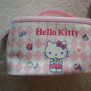 키티 쿠로미 화장품 파우치 이미지