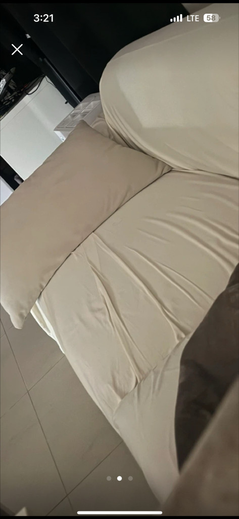 4인용 소파 이미지