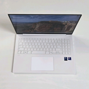 LG 그램 프로16 16Z90TP-GA5YK 노트북 판매 이미지