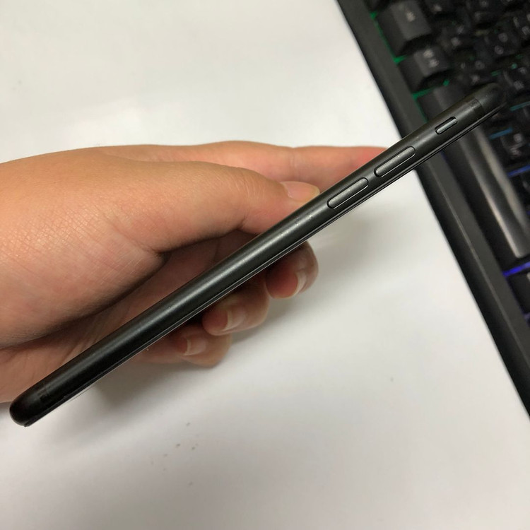 .아이폰7 128GB 블랙 중고폰 배터리100% 사진폰 인스타 카메라폰 레트로감성 102664 이미지