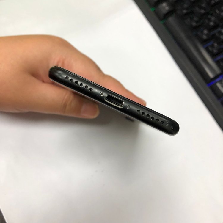 아이폰7 128GB 블랙 중고폰 배터리100% 사진폰 인스타 카메라폰 레트로감성 136047 이미지