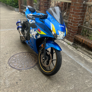 스즈키 gsx-r125 요시무라배기 구변완 판매합니다 이미지