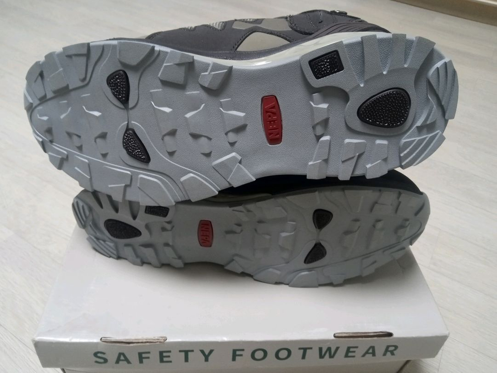 gt-88 네파 안전화 260 지퍼 메쉬 미끄럼방지 박스새제품 이미지