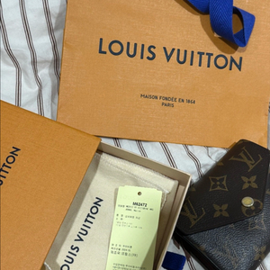 루이비통 빅토린 월릿 모노그램 반지갑 이미지