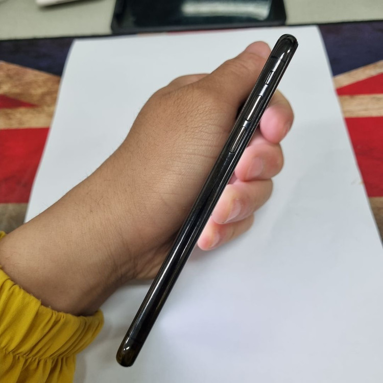 아이폰XS 64GB 블랙 ios버전 (16.3.1) 211664 이미지