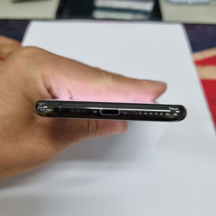 아이폰XS 64GB 블랙 ios버전 (16.3.1) 211664 이미지