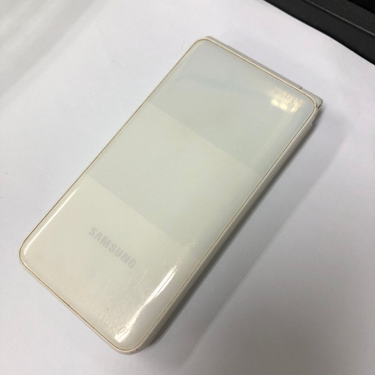 .갤럭시폴더2 32GB 화이트 중고폰 공신폰 서브폰 공부폰 효도폰 자녀폰 202285 이미지
