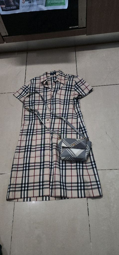 버버리 체크 반팔원피스 66 이미지
