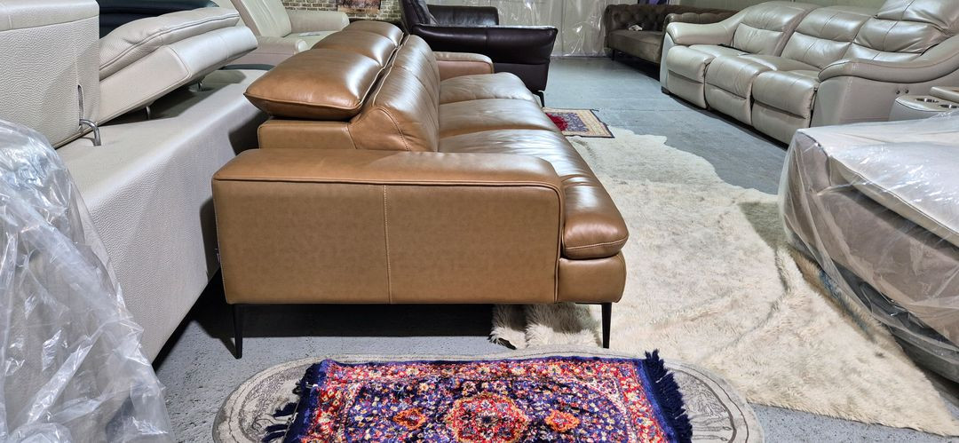 까사미아 뉴테라모 천연통가죽 4인 소파쇼파(헤드레스트기능)(내장재오리털) 이미지