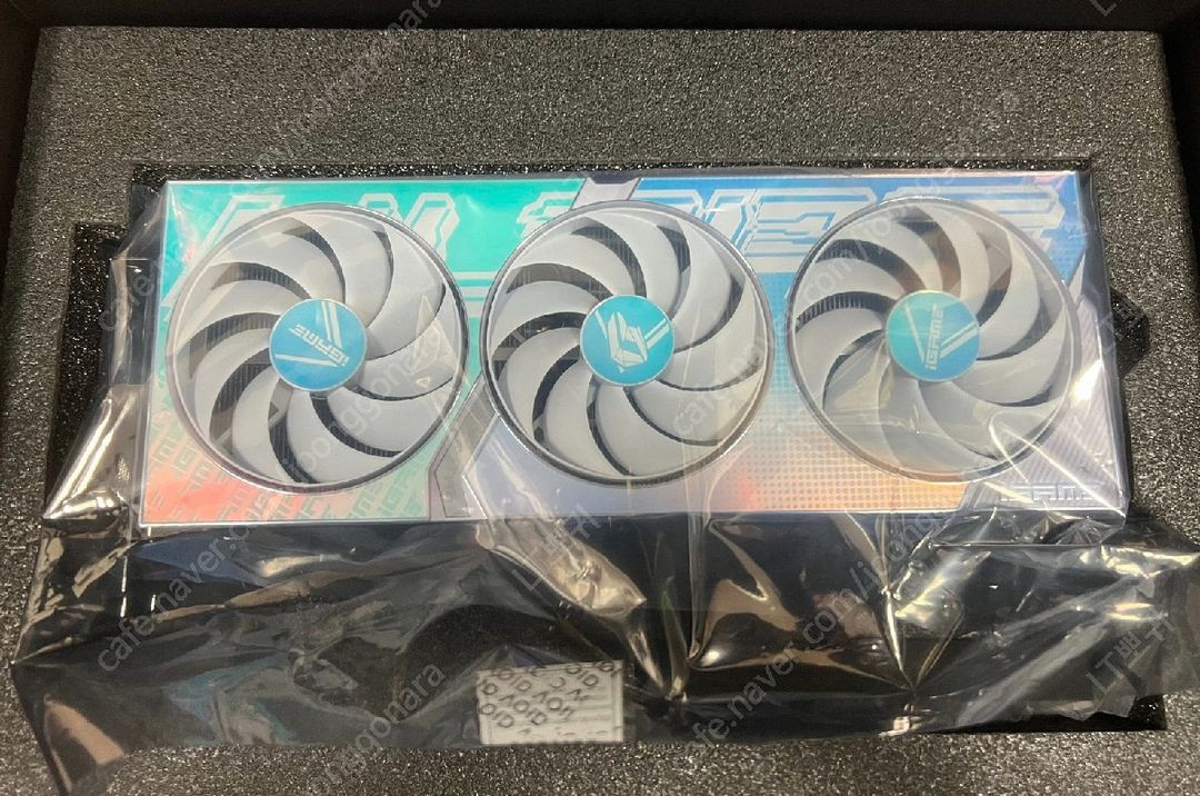 컬러풀 RTX 4080 SUPER ULTRA OC White D6X 16GB / 4080s 이미지