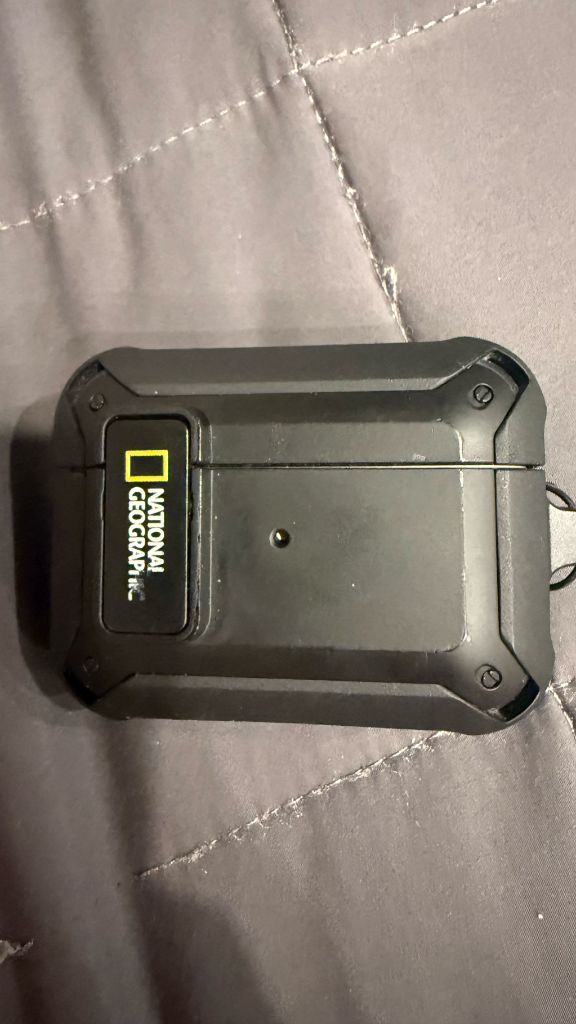 에어팟프로 2세대 C타입 본체(만) 풀박스 이미지