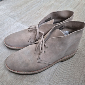 클락스 데저트부츠 샌드 285 이미지