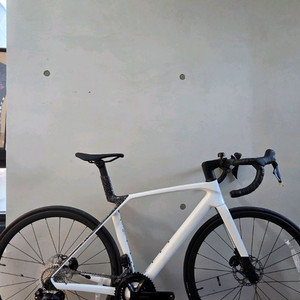 25년식 TREK 마돈 SL 6 새상품 이미지