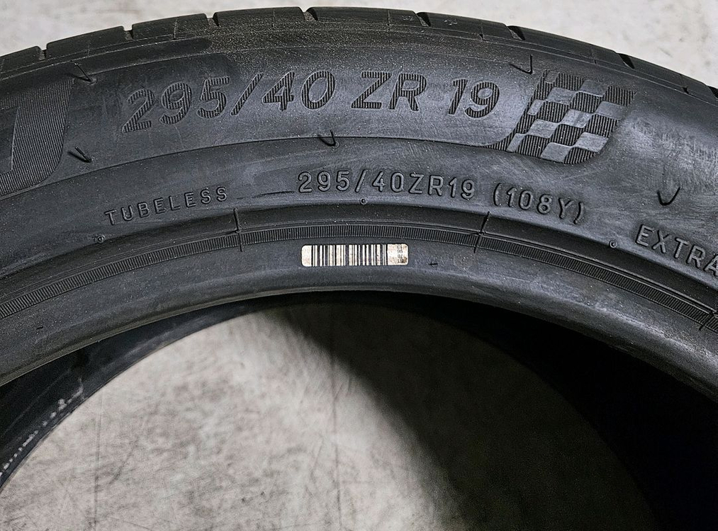 295 40 19 / 2954019 #2954019 미쉐린 파일럿 스포츠4 한본 이미지