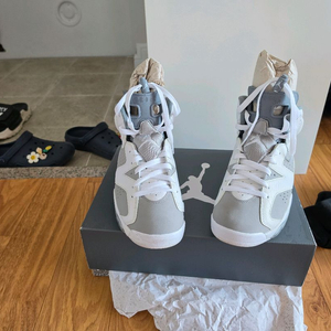 조던 카마인 그레이농구화 그레이/화이트 이미지