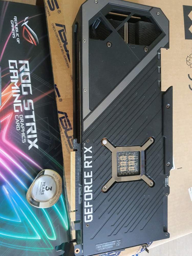 asus rog strix rtx3080 그래픽카드 이미지