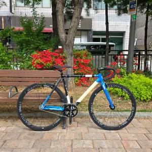 엔진11 크릿디 블루스킨 색상 판매합니다 이미지