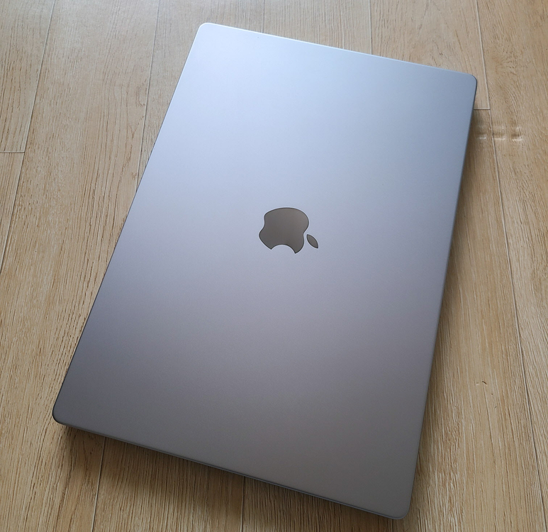 부산 맥북프로M1 PRO 16인치 16GB/512GB 팝니다. 이미지