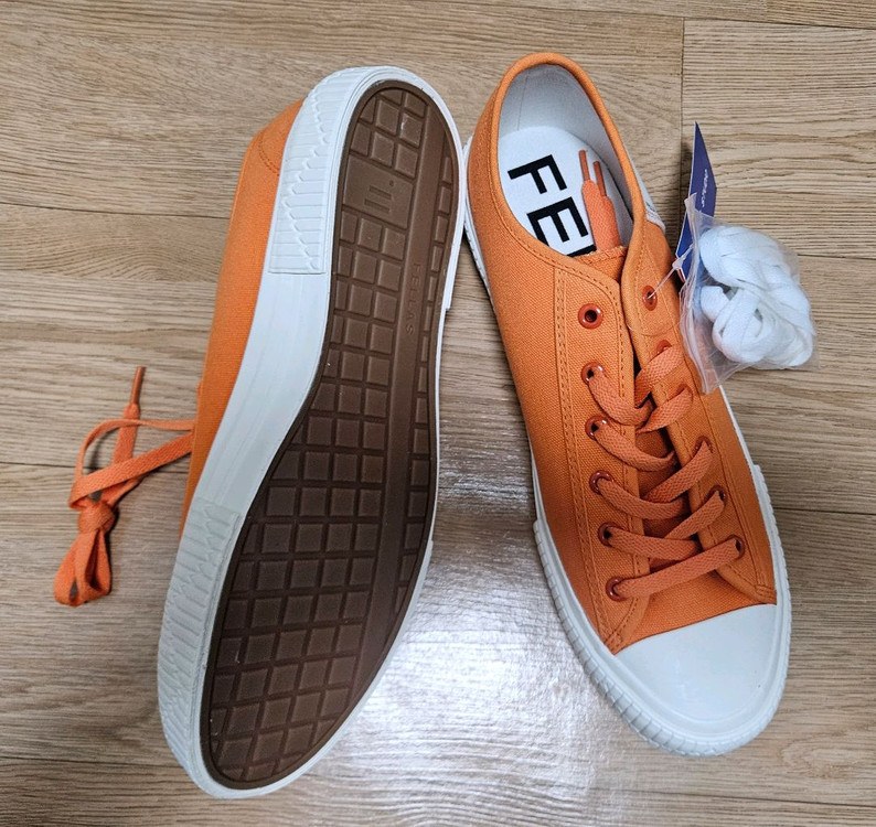 새상품 FELLAS 스니커즈 싸이즈280 두 컬레 일괄 택포25000 이미지