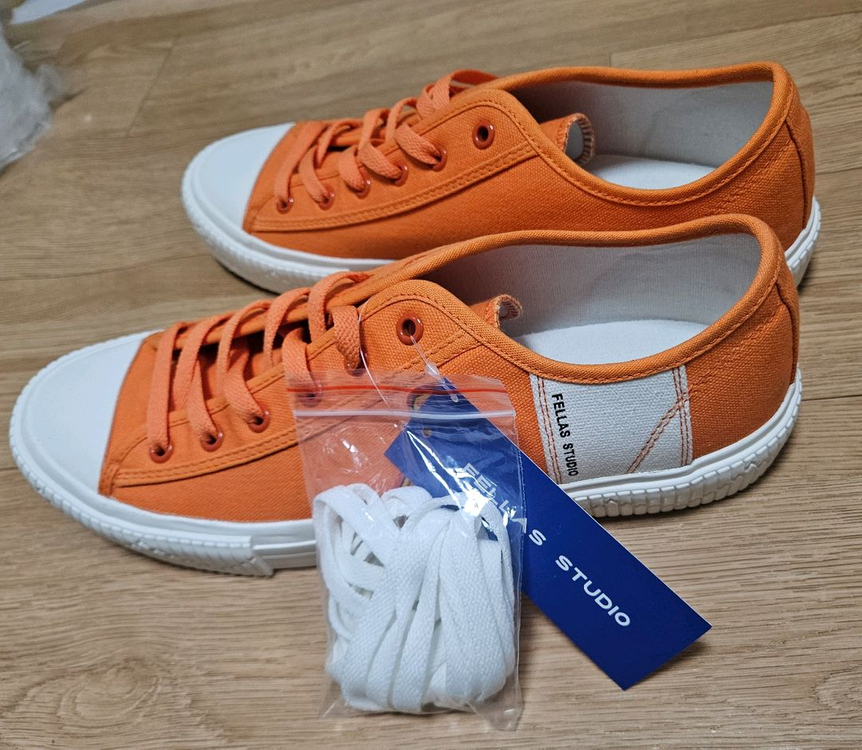 새상품 FELLAS 스니커즈 싸이즈280 두 컬레 일괄 택포25000 이미지