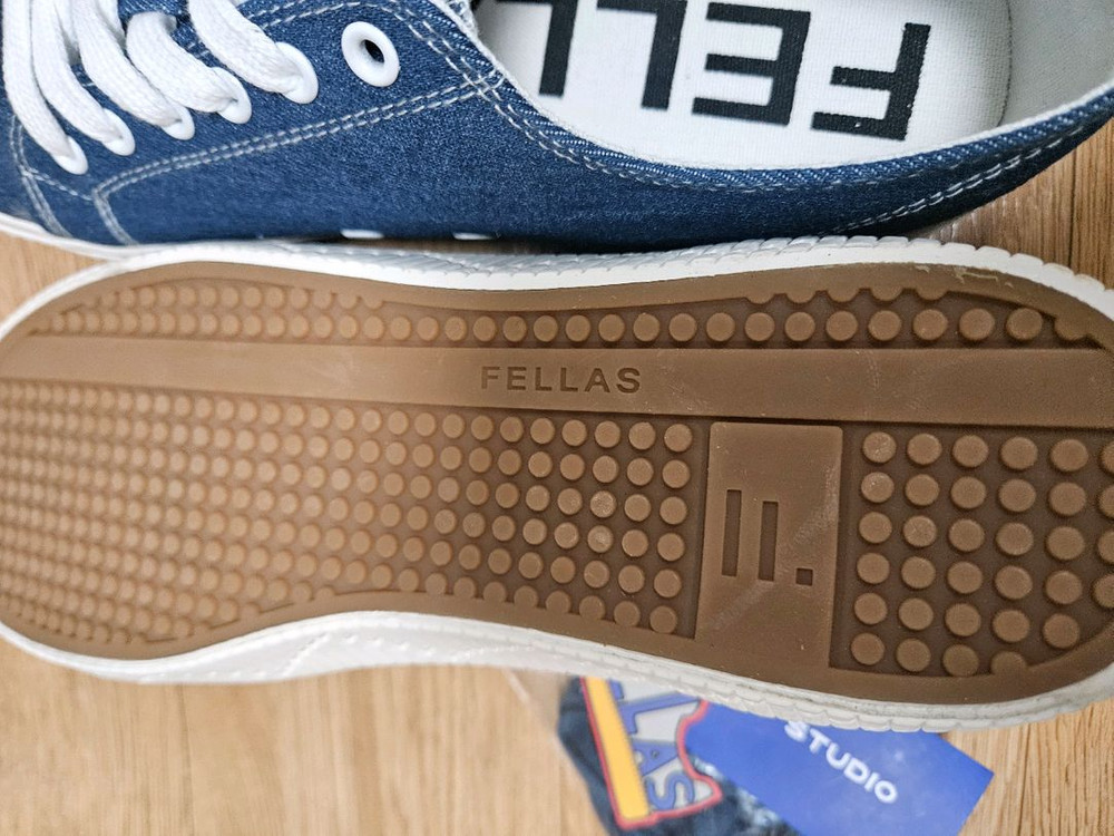 새상품 FELLAS 스니커즈 싸이즈280 두 컬레 일괄 택포25000 이미지