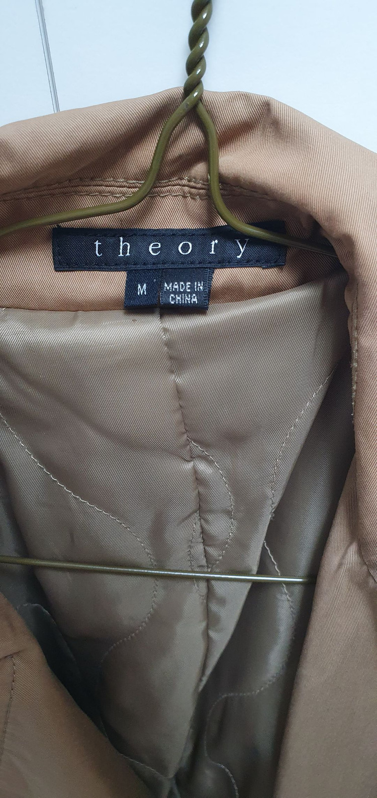 띠어리(Theory) 트렌치코트 판매 이미지